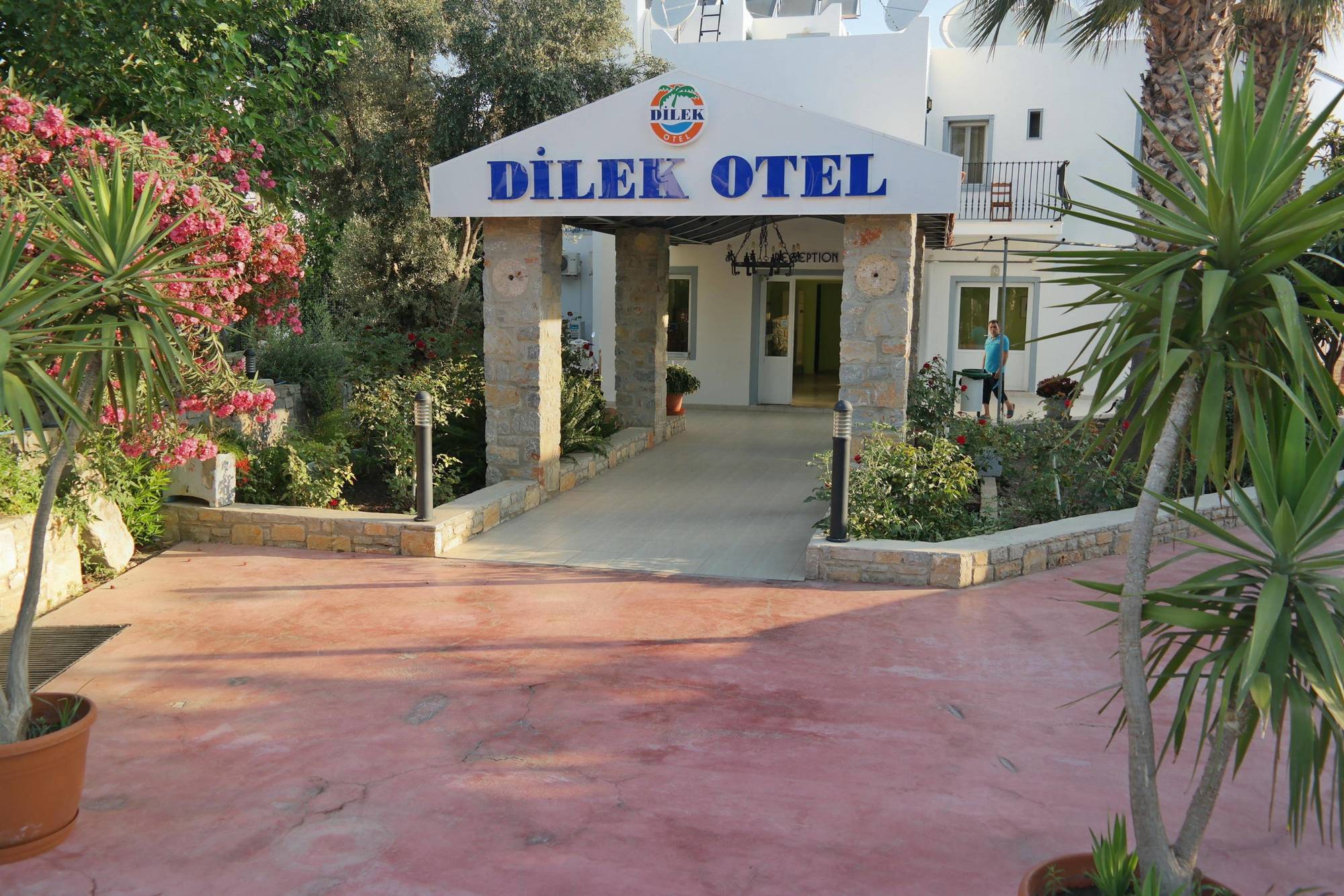 Dilek Apart Hotel Gumbet Ngoại thất bức ảnh